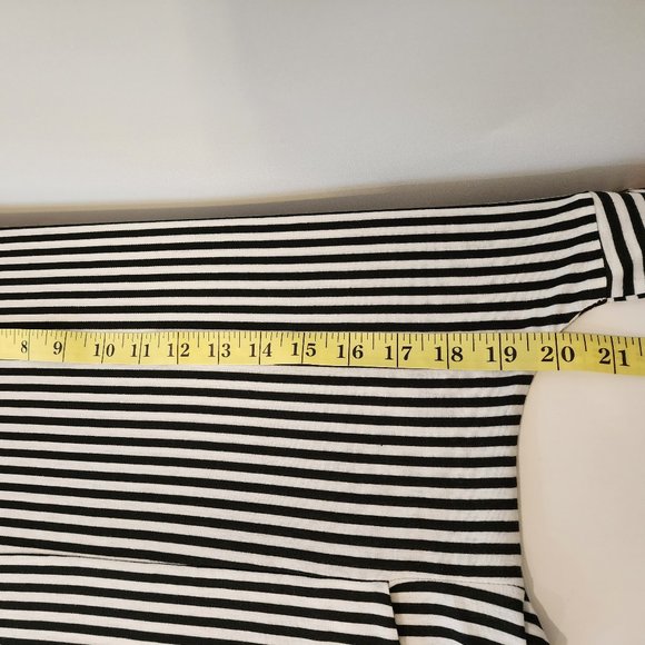 New Light - Striped T-shirt Dress - Picture 8 of 11